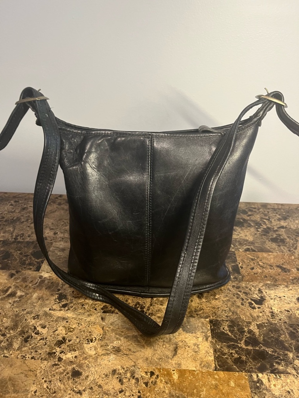 Vintage Flings A Kinney Leather bag
